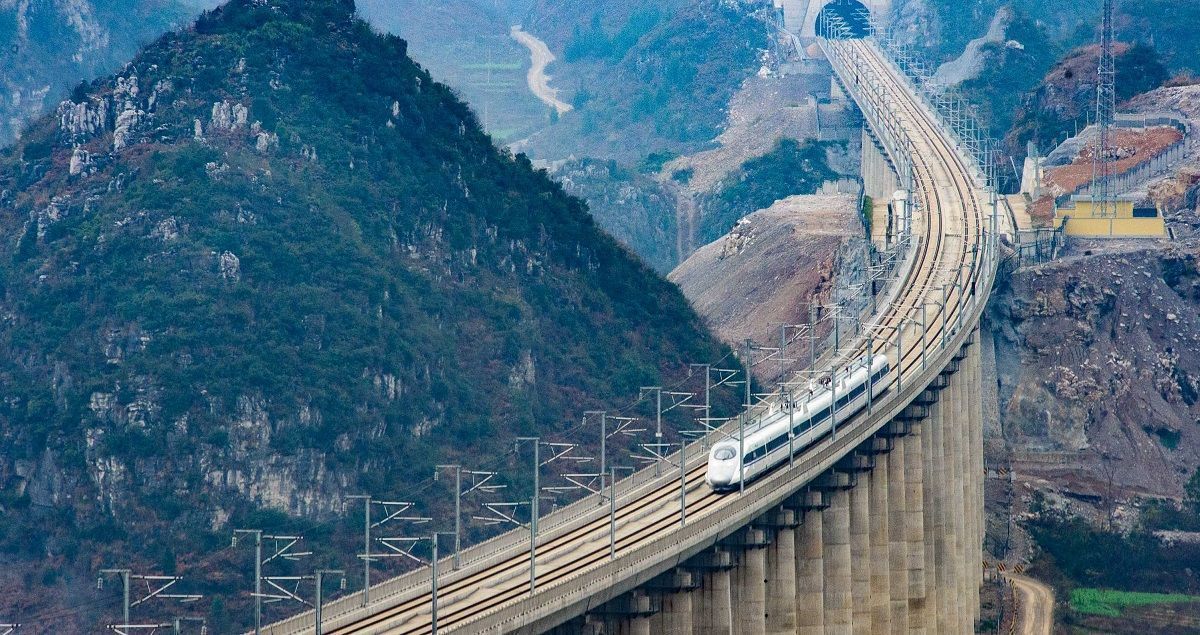 China Adopts Five-Year Plan for Transport Services