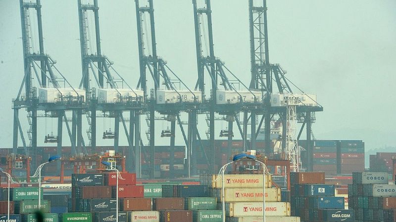 Chinese case of container transportation