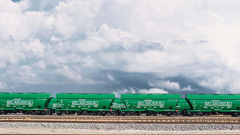 Russian Railways develops railroad partnership with Belarusian Railway